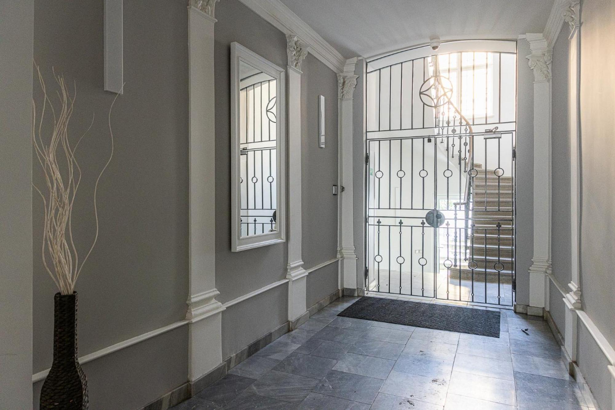 Nice Big Apartment 2Bds - Belgicka 프라하 외부 사진